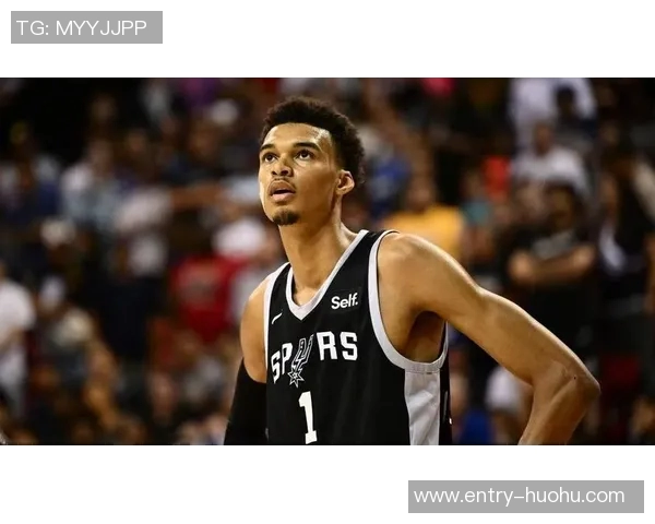 文班亚马轻松破解魔术技巧让观众惊叹不已真相竟如此简单